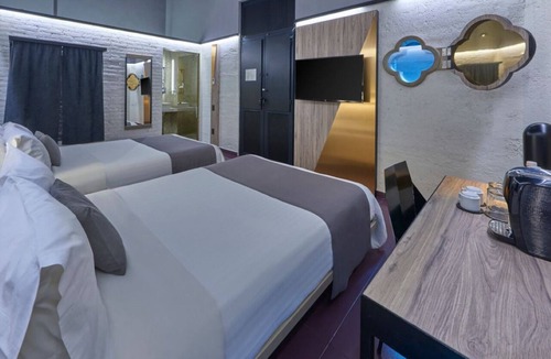 Historic Center Hotel | Historic Mexico City Stay With 2 Queen Beds Near Cultural Attractions