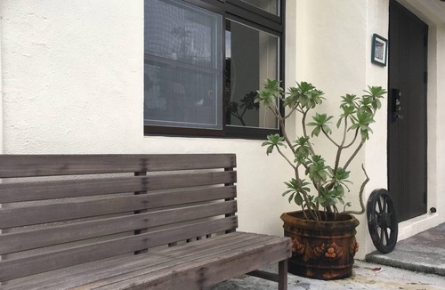 Kaohsiung City Centre House | Historical building with 2BRs, Garden and terrace. Asian Interior