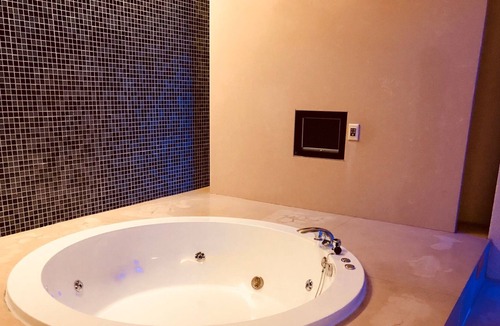 Dounan Hotel | Hiye Motel