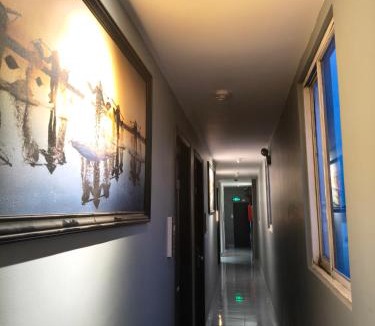 Di An Hotel | Hoài Thu Luna Hotel