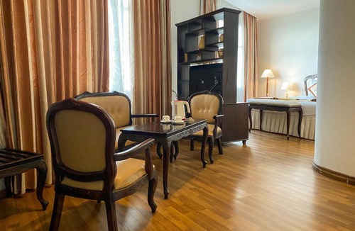 Long Xuyen Hotel | Hoa Binh 1 Hotel