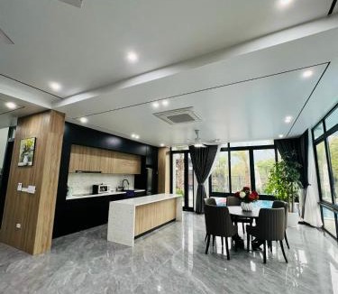 Soc Son House | Hoang Hai Luxury Villa - Venuestay