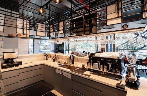 Bao Loc House | Hoang Thien Homestay & Sport