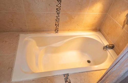 Saltillo House | Hogar Entero , Ubicación Ideal cerca de todo