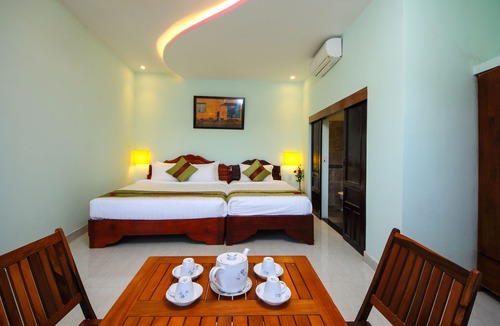 Dien Duong House | Hoi An Sea Sunset Villa & Bar
