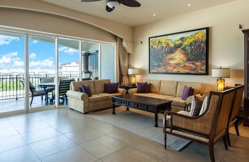 Puerto Morelos Hotel | Holiday Inn Club Vacations Grand Residences All Inclusive