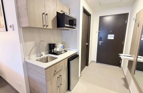 Los Mochis Hotel | Holiday Inn Express And Suites Los Mochis Centro By Ihg