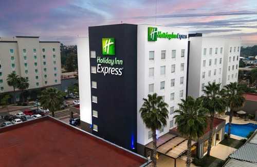 Tlaquepaque Hotel | Holiday Inn Express Guadalajara Aeropuerto by IHG