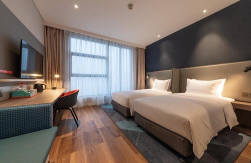 Longting District Hotel | Holiday Inn Express Kaifeng City Center by IHG