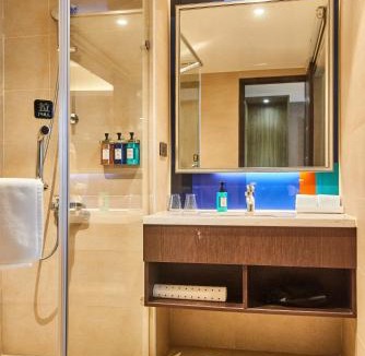 Yancheng District Hotel | Holiday Inn Express Kaohsiung Love River by IHG
