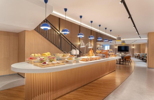 Kunming City Centre Hotel | Holiday Inn Express Kunming Railway Station by IHG