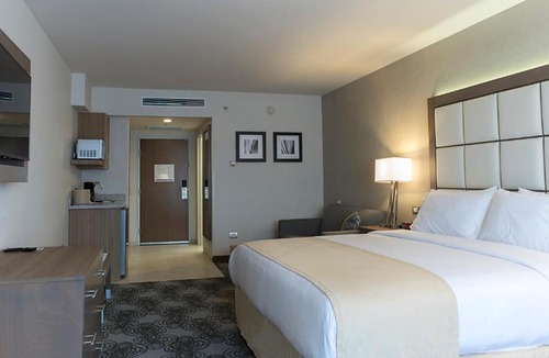 Chihuahua Hotel | Holiday Inn Express & Suites Chihuahua Juventud by IHG
