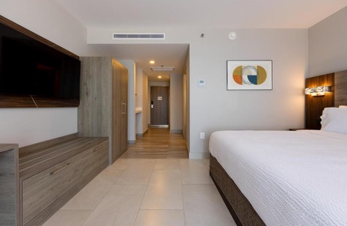 Mazatlan Hotel | Holiday Inn Express & Suites Mazatlan by IHG