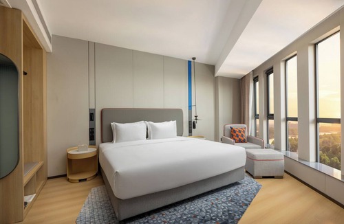 Laoting County Hotel | Holiday Inn Express Tangshan Harbor by IHG