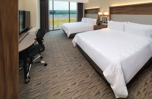 Zumpango Hotel | Holiday Inn Hotel and Suites Mexico Felipe Angeles Airport by IHG