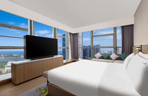 Donggang District Hotel | Holiday Inn Rizhao Seaview by IHG
