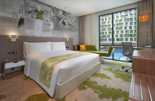 Tan Binh Hotel | Holiday Inn & Suites Saigon Airport by IHG
