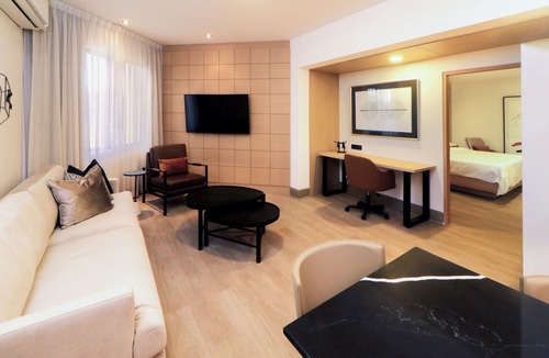 Zona Rio Hotel | Holiday Inn Tijuana Zona Rio by IHG