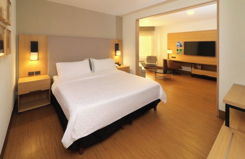 Zona Rio Hotel | Holiday Inn Tijuana Zona Rio by IHG