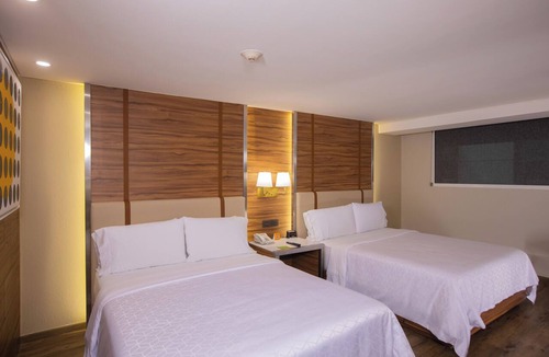 Santa Maria la Ribera Hotel | Holiday Inn Zona Centro by IHG