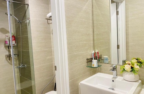 Gia Lam Apartment | Homestay 2 phòng ngủ nội thất tân cổ điển Luxury