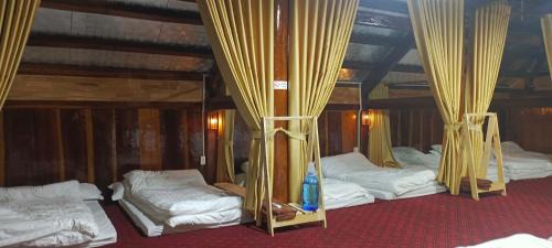 Moc Chau Hotel | Homestay cọ bua