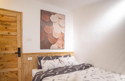 Đien Bien Apartment | Homestay CHẤT- Train Street-Local-Free Laundry