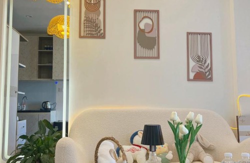 Tu Liem Apartment | Homestay Vinhome Smart City SA5