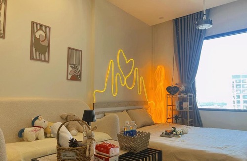Tu Liem Apartment | Homestay Vinhome Smart City SA5