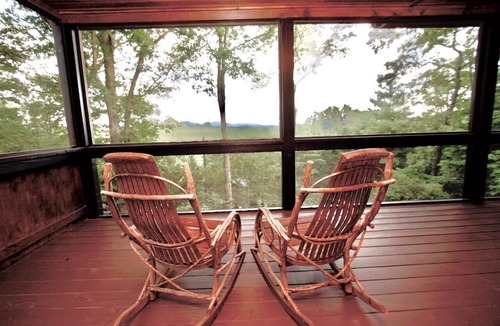 My Mountain Cabin | Honey Bear Hideaway - Mountain Views - Paved Roads - Pup Friendly - Cozy - WIFI