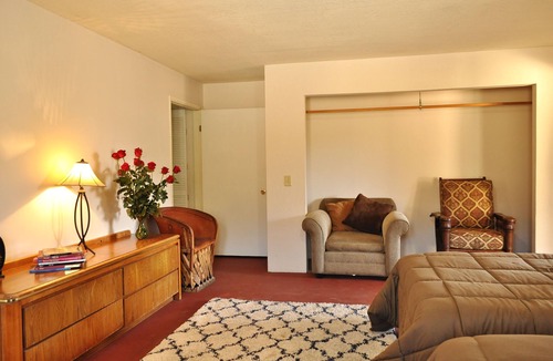 Ensenada Hotel | Horsepower Big House