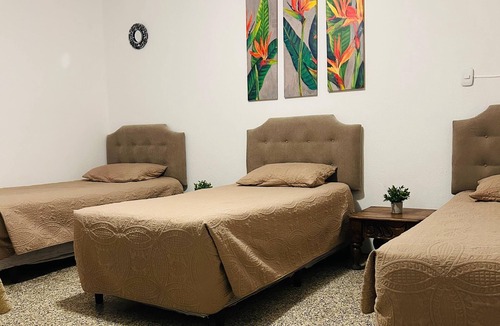 Zona 13 Bed & Breakfast | Hostal los Volcanes ciudad de Guatemala