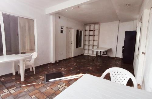 Downtown Queretaro Hostel | Hostal Maple