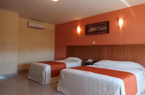 Zona Expo Hotel | Hostalia Hotel Expo & Business Class