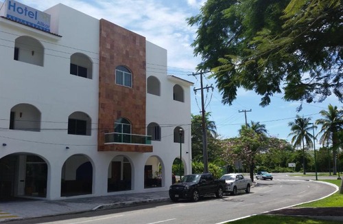 R Hotel | Hotel Alikar