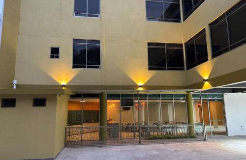 Tula de Allende Hotel | Hotel Azomali plus