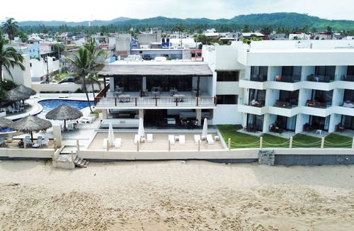Barra de Navidad Hotel | Hotel Barra de Navidad