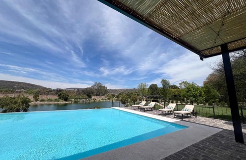 Comonfort Hotel | Hotel Boutique Viñedo Los Remedios
