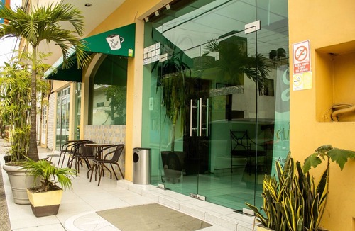 Tuxpan Hotel | Hotel California