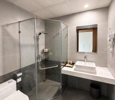 Ba Hang Hotel | HOTEL CALIFORNIAㅣDouble Room with Balcony