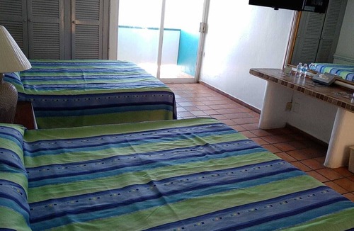 Manzanillo Hotel | HOTEL CARACOLES BY INFINITY