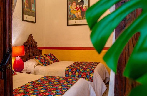 Centro Hotel | HOTEL CASA BAEZ