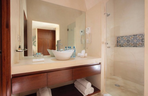 Romantic Zone Hotel | Hotel Casa Dona Susana by Los Arcos