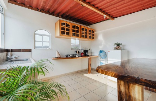 Crucecita Hotel | HOTEL CASA PALMARES