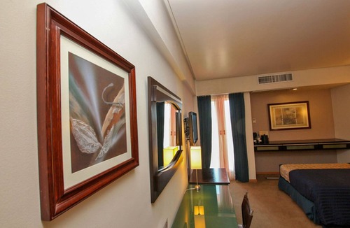 Nuevo Laredo Hotel | Hotel Colon Plaza Business Class
