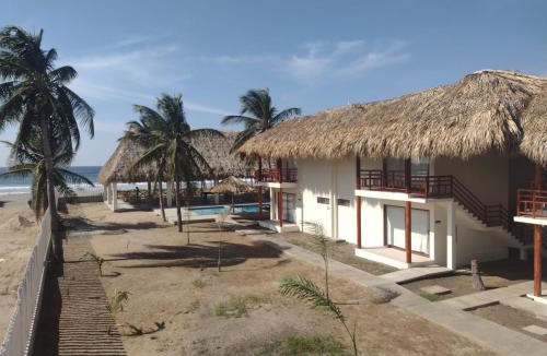 Puerto Arista Hotel | Hotel Coral Bungalow