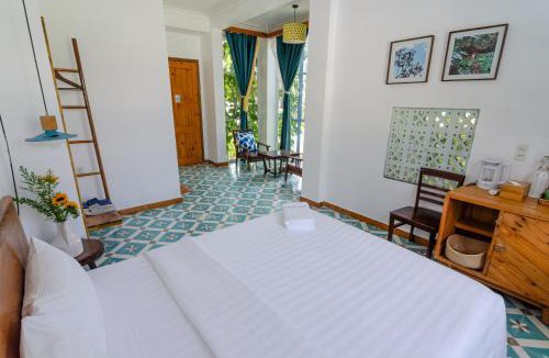 Con Son Hotel | Hotel De Condor