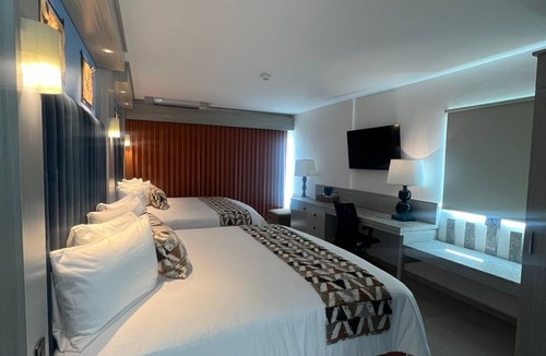 Colina del Sol Hotel | Hotel HBlue Malecón