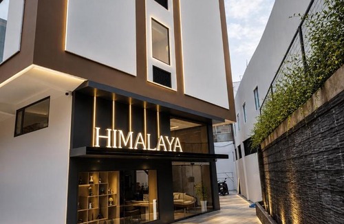 Binh Tan Hotel | Hotel Himalaya 喜马拉雅酒店