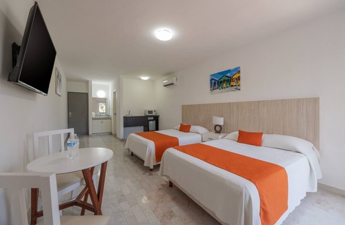Punta Cancun Hotel | Hotel Imperial Laguna Faranda